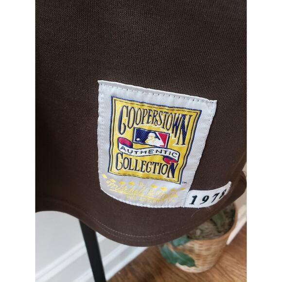 Dave Winfield Baseball Jersey Men Size 3X San Diego Padres Short Sleeve V-Neck - Picture 5 of 11